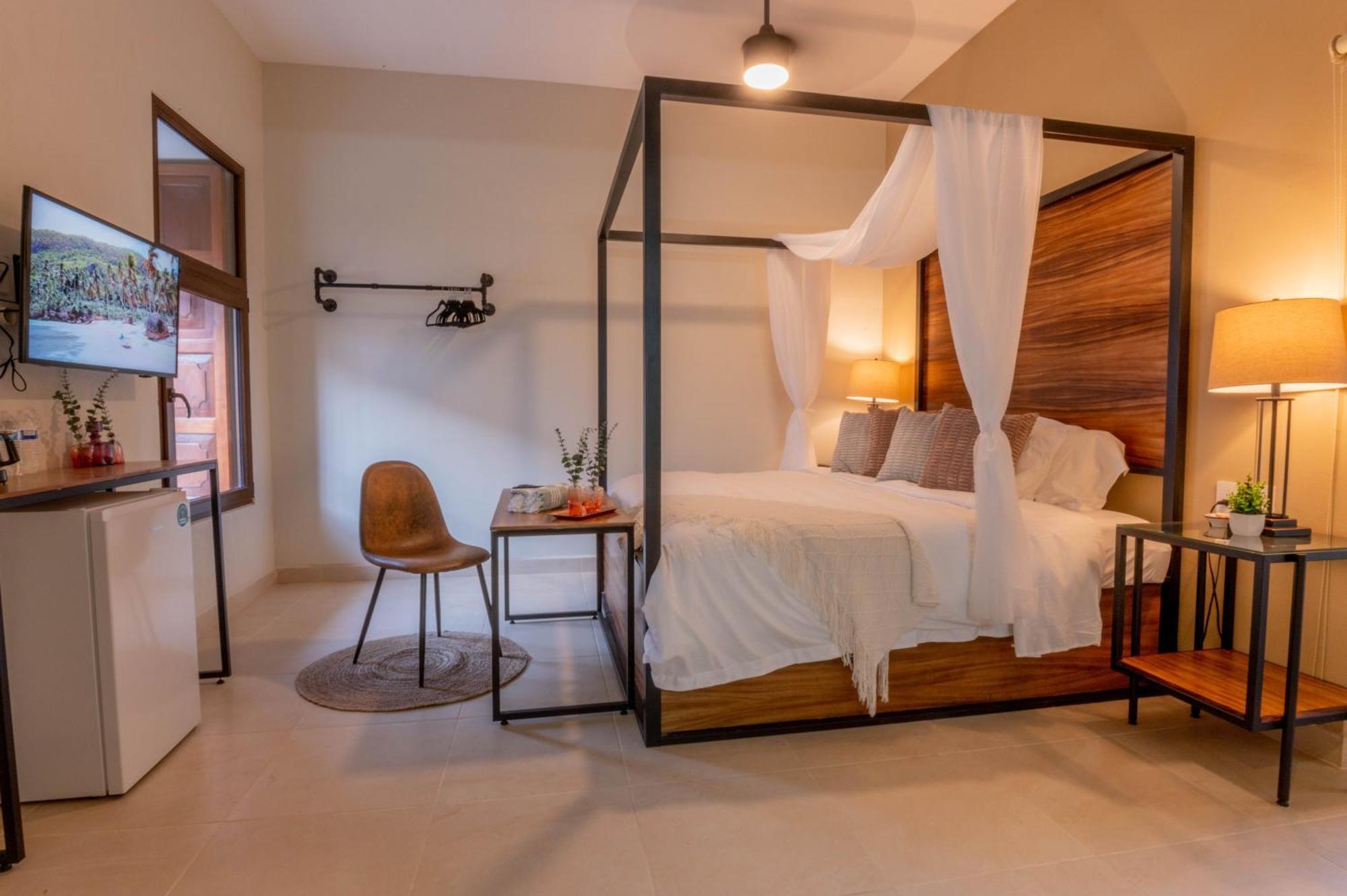 Casa Victoria Malecon - Adults Only Hotel Puerto Vallarta Ngoại thất bức ảnh